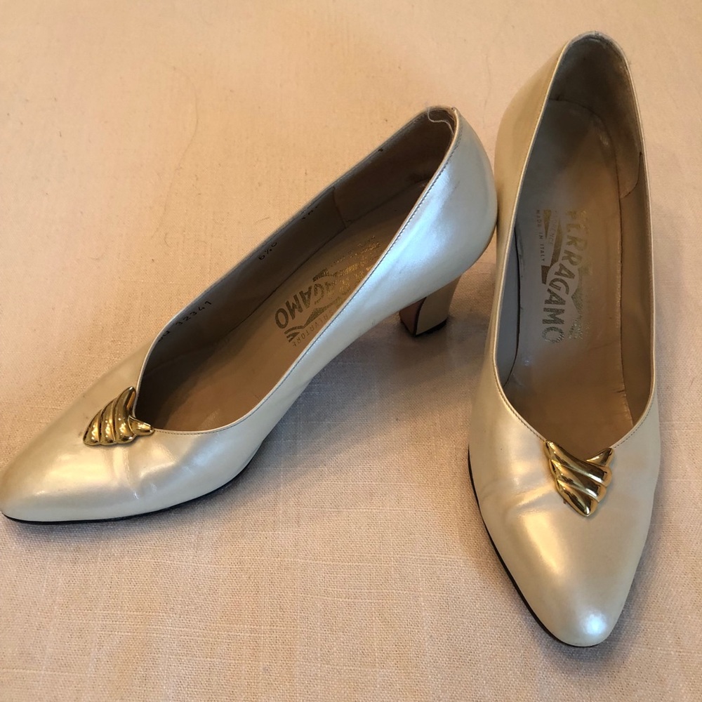 Vintage Salvatore ferregamo heels